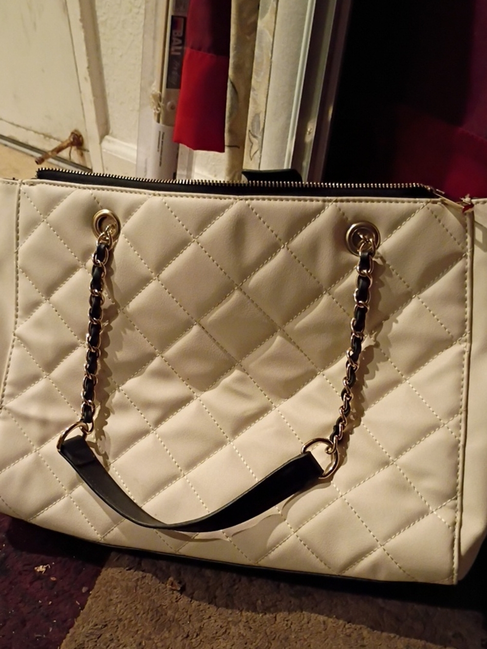 Quilted Cream Shoulder Tote with Chain-Strap Accent